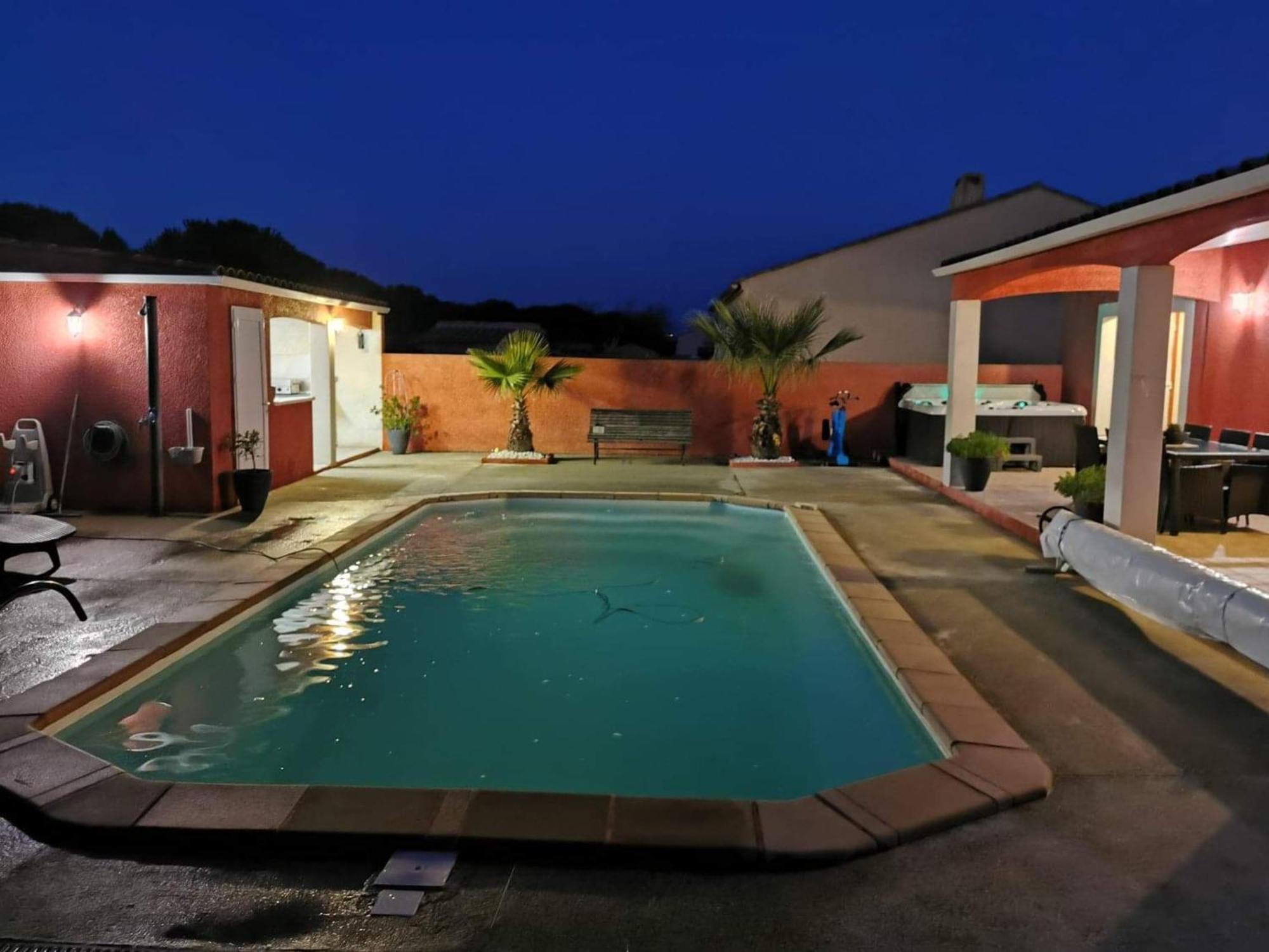 Villa de 3 chambres avec piscine privee jacuzzi et jardin clos a Carcassonne Extérieur photo