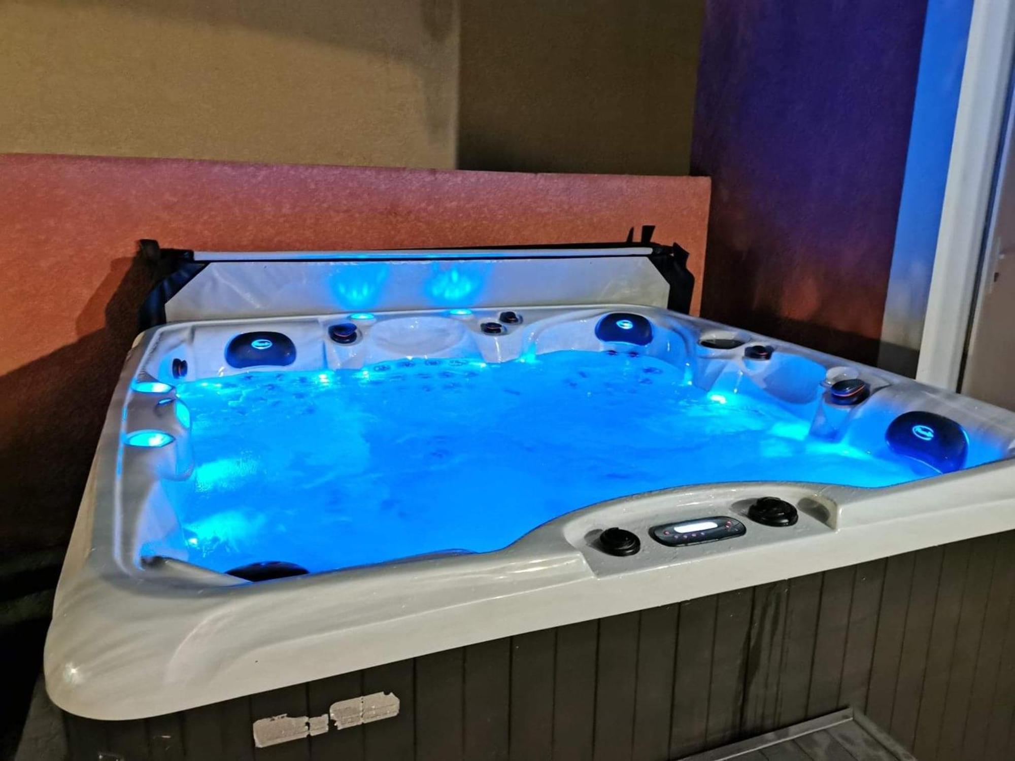 Villa de 3 chambres avec piscine privee jacuzzi et jardin clos a Carcassonne Extérieur photo