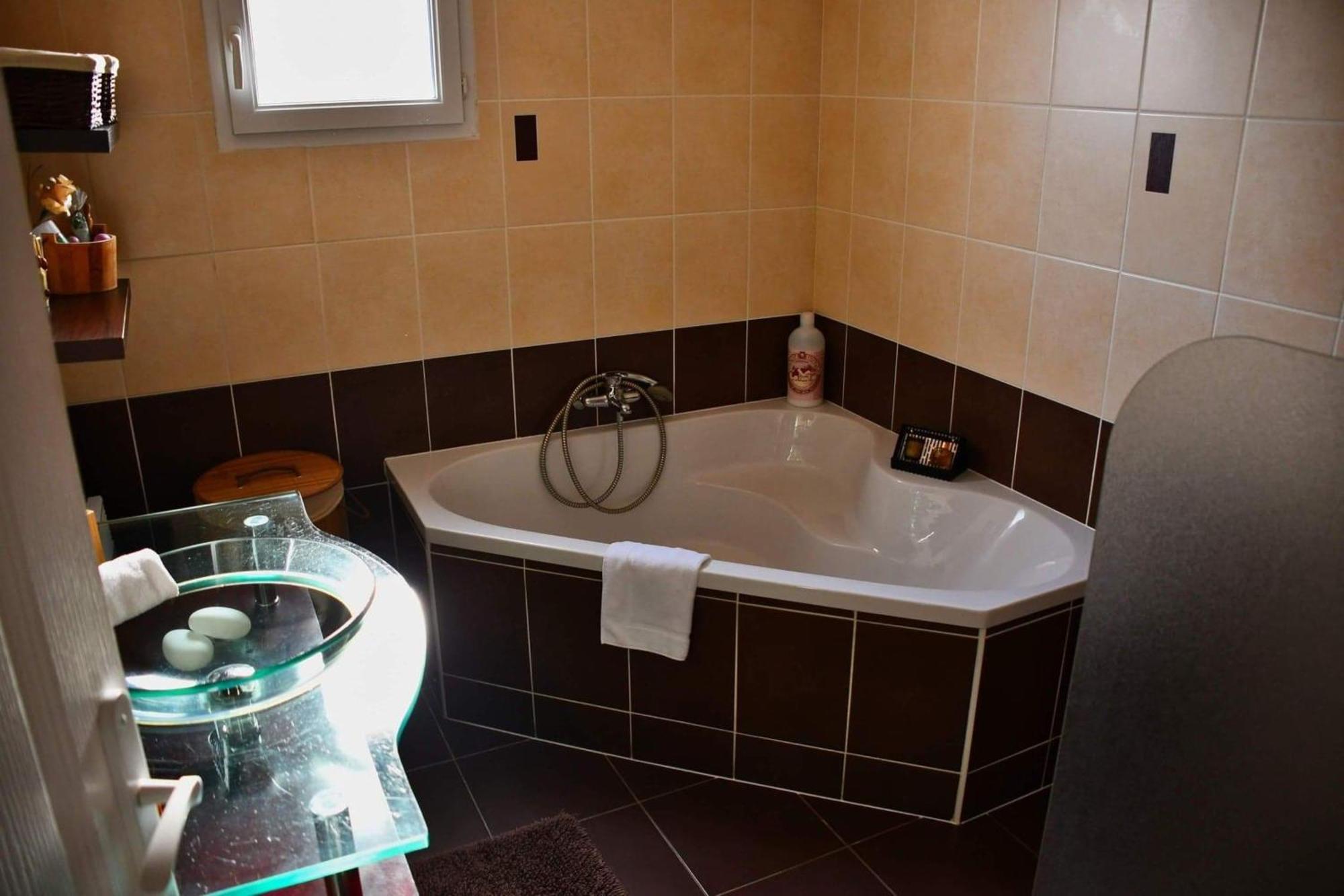 Villa de 3 chambres avec piscine privee jacuzzi et jardin clos a Carcassonne Extérieur photo